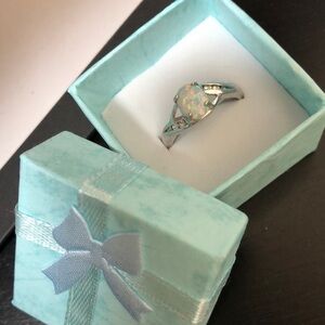Vintage 925 Sterling silver Opal ring, size 7.25
